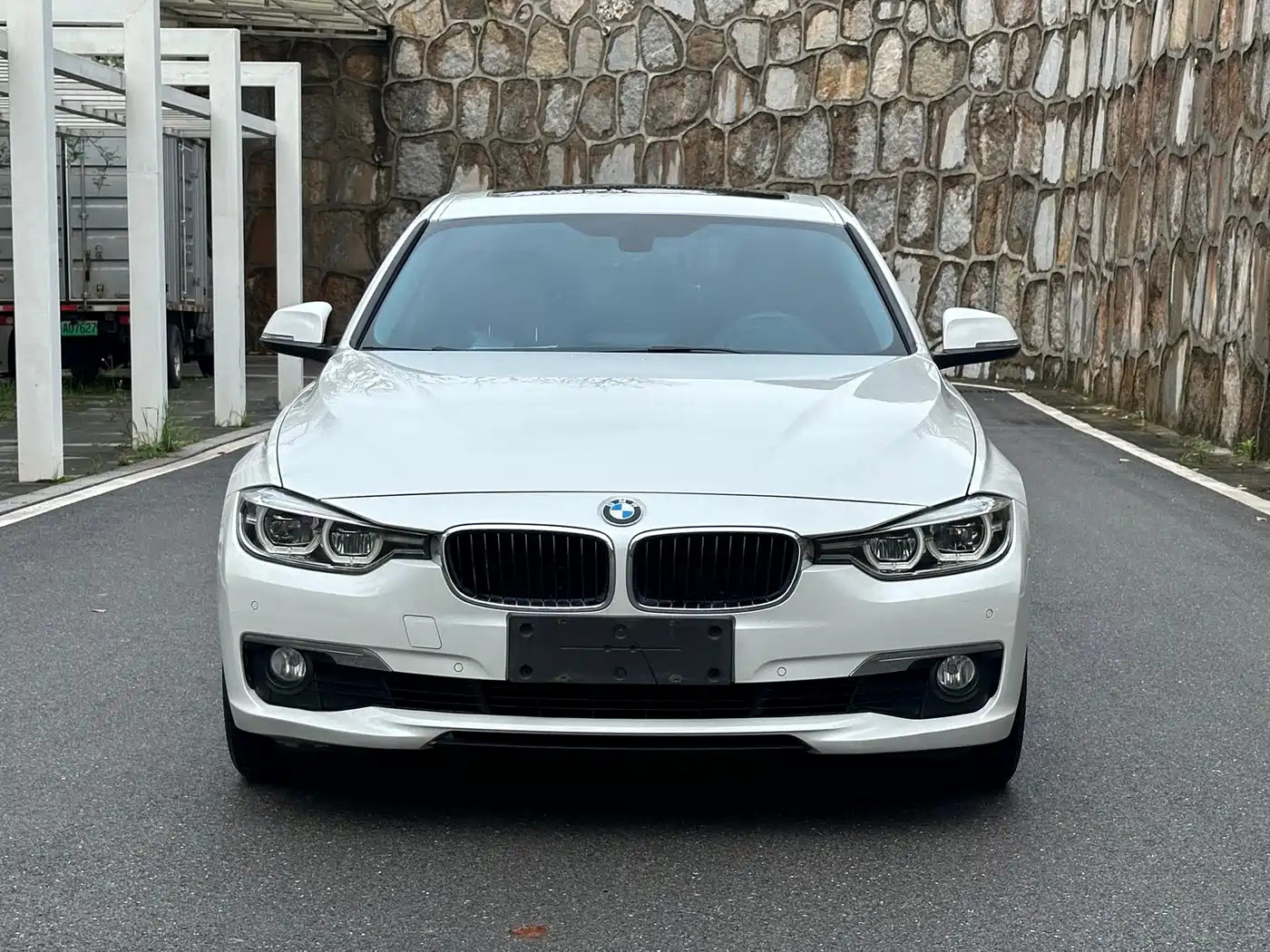 BMW 3 Series 2017 320Li Fashion фото 2