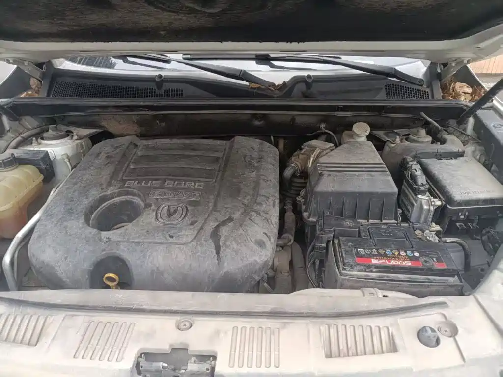 Фото 3 - Changan CS75