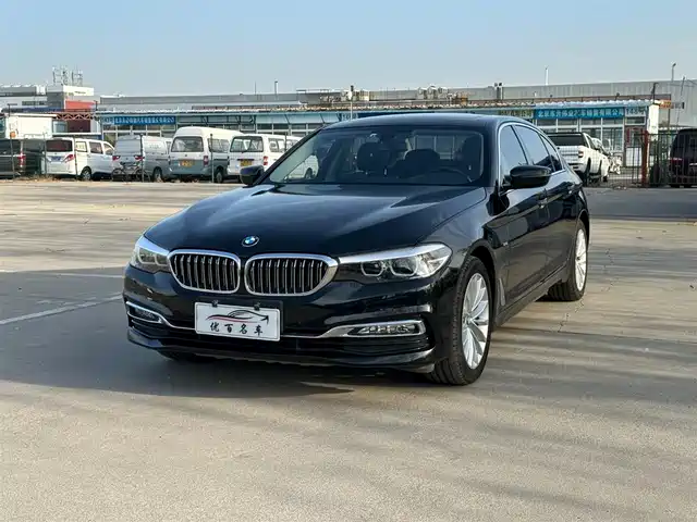 BMW 5 SERIES