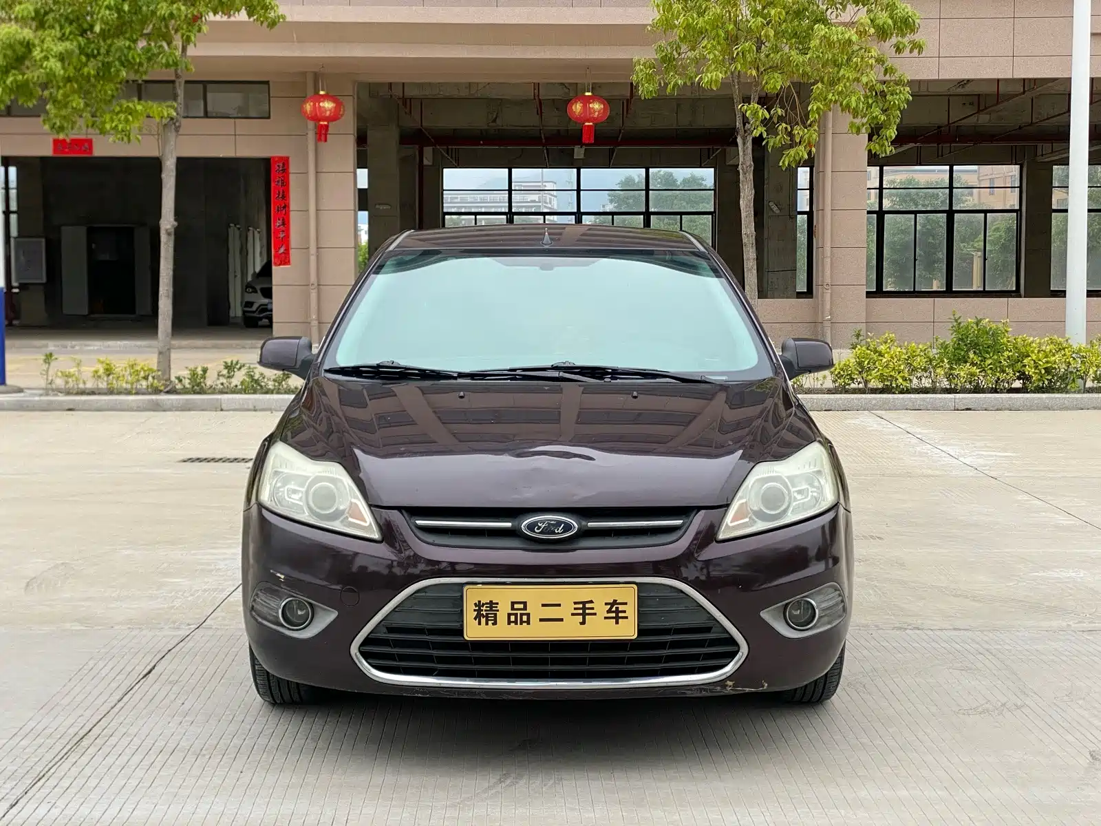 Фото 2 - Ford Focus