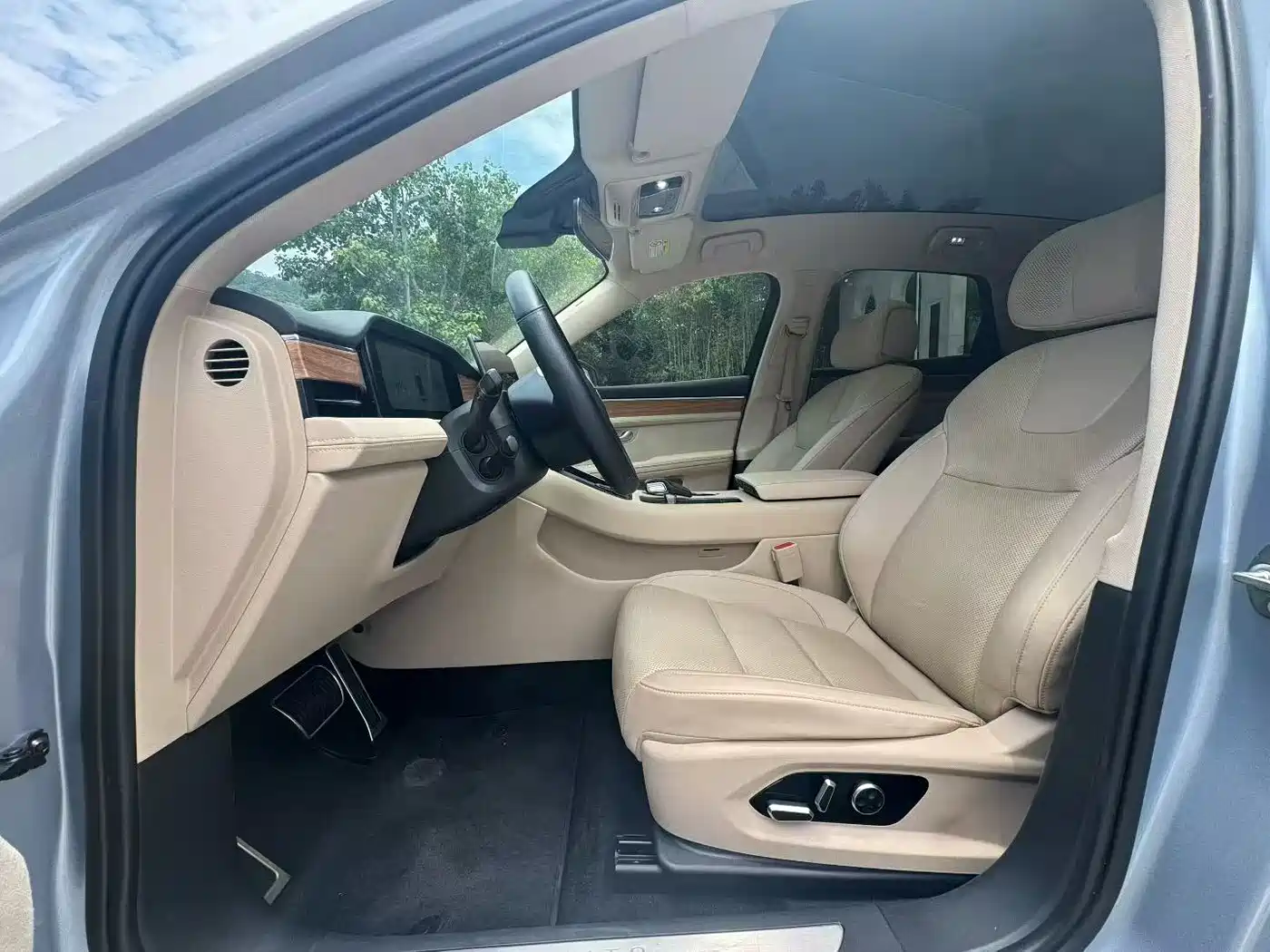 AITO Wenjie AITO M5 2022 Pure Electric RWD Standard Edition фото 4