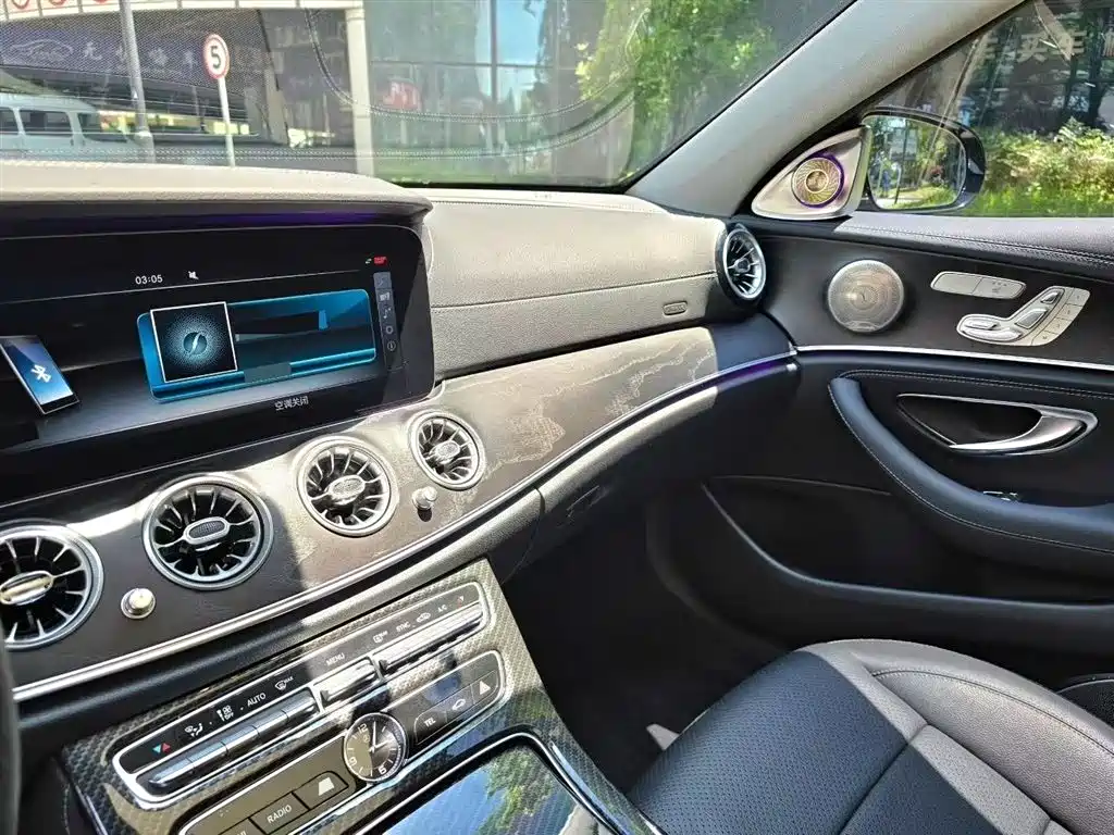 Mercedes-Benz E-Class 2016 E 300 L Sport Luxury фото 7