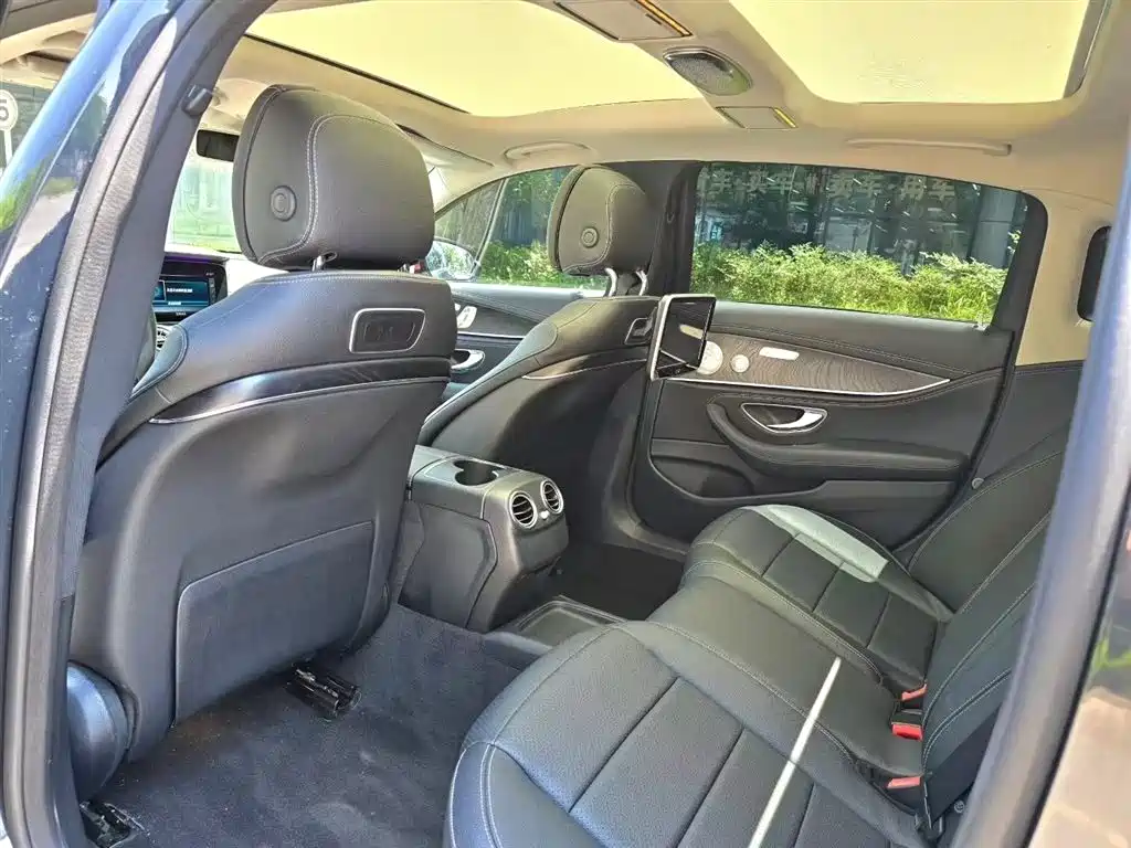 Mercedes-Benz E-Class 2016 E 300 L Sport Luxury фото 6