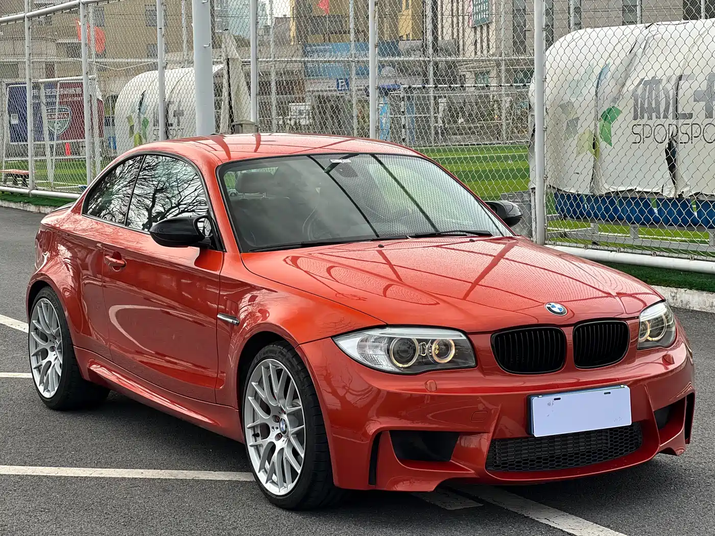 BMW 1 Series M 2011 1M Coupe фото 3