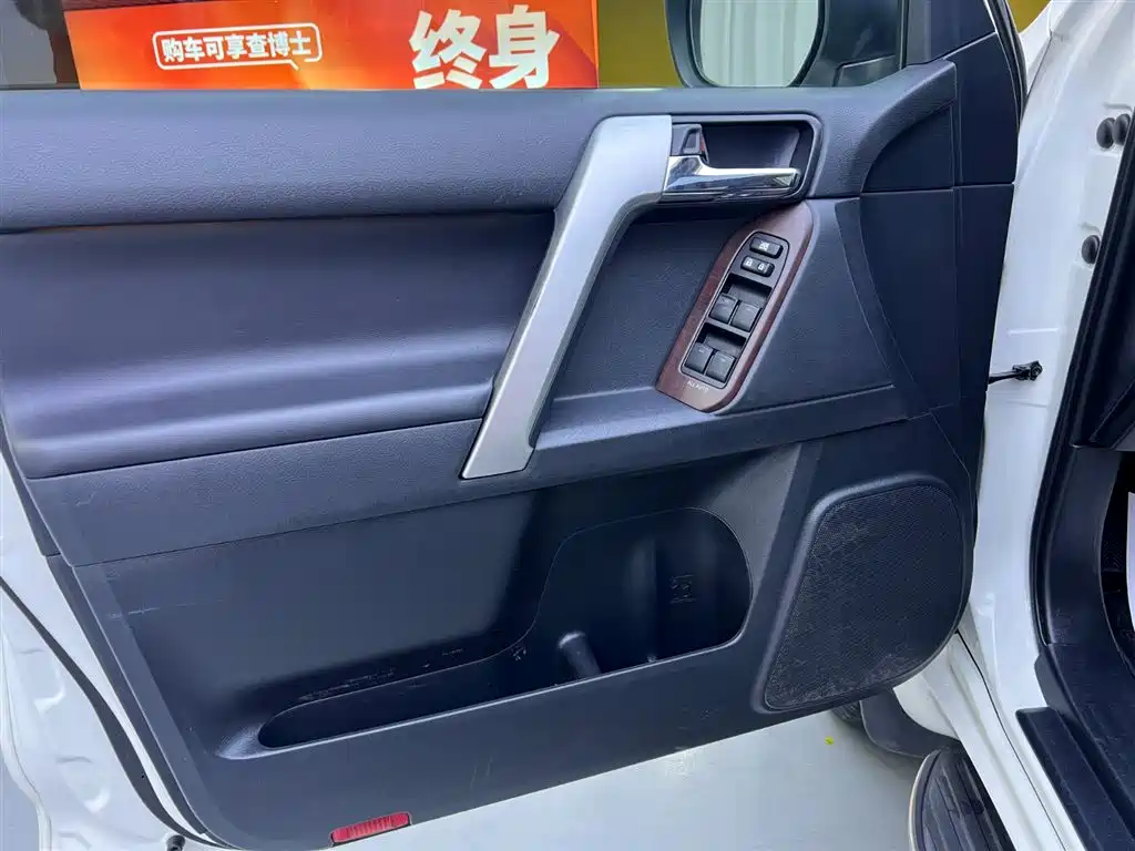 Toyota Prado 2016 3.5L Auto TX-L NAVI фото 17