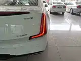 Photo 8 - Cadillac XTS