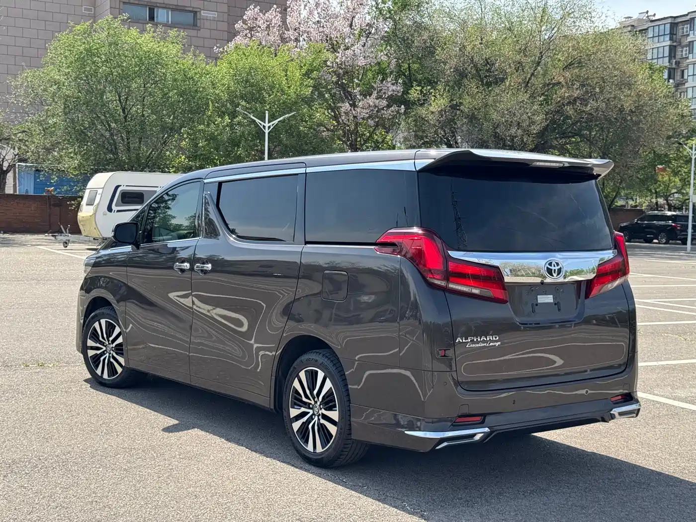 Toyota Alphard 2018 Facelift 3.5L Premium Edition фото 5