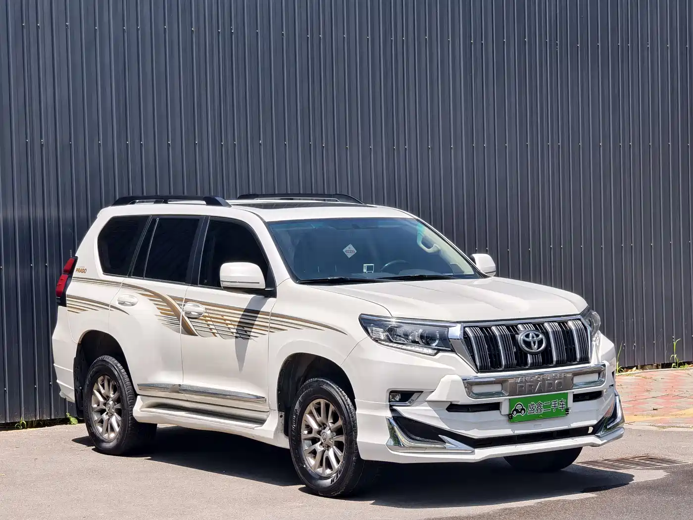 Toyota Prado 2010 4.0L Automatic TX фото 3