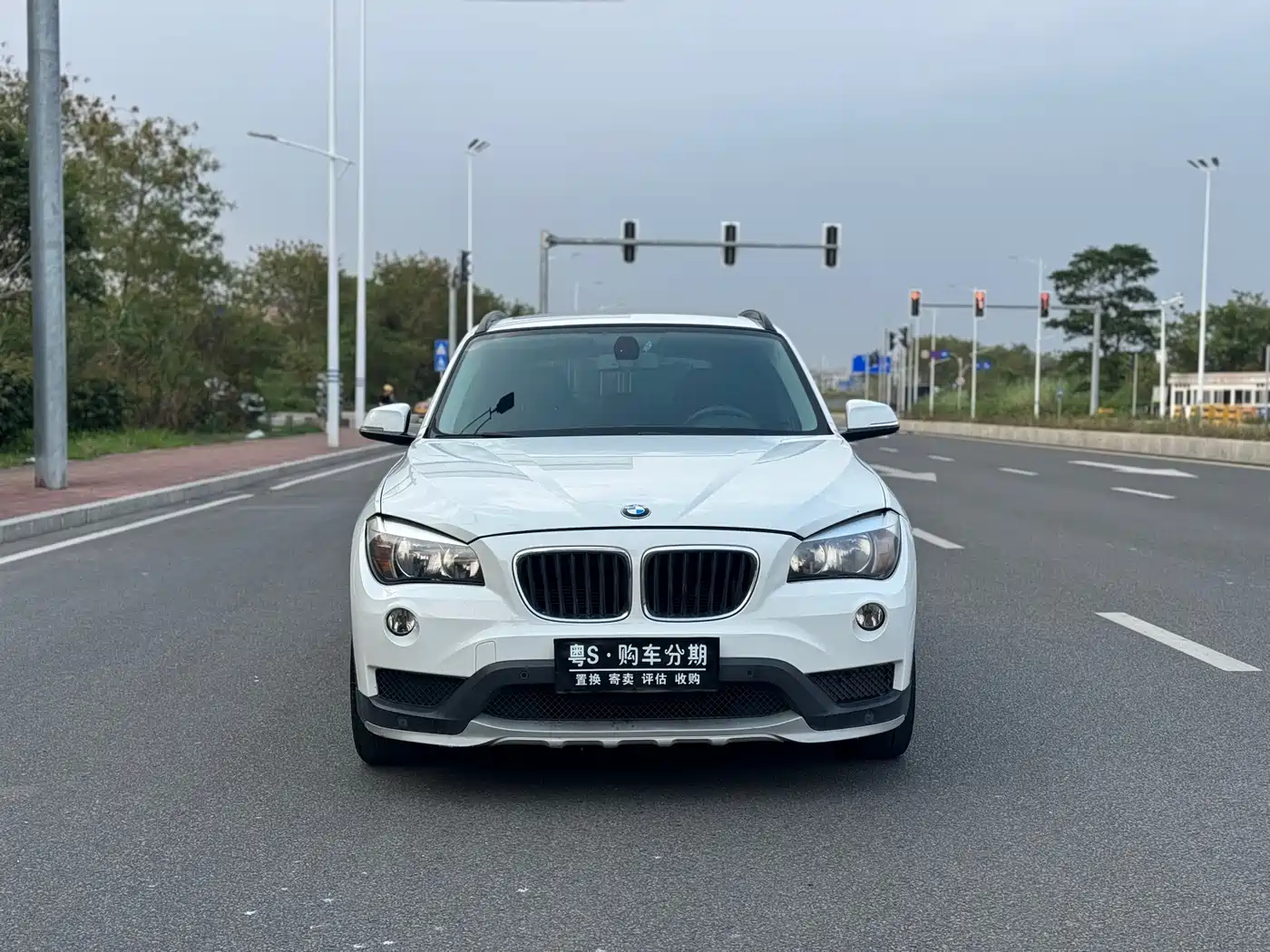 BMW X1 2015 Model sDrive18i Fashion Advanced Edition фото 2