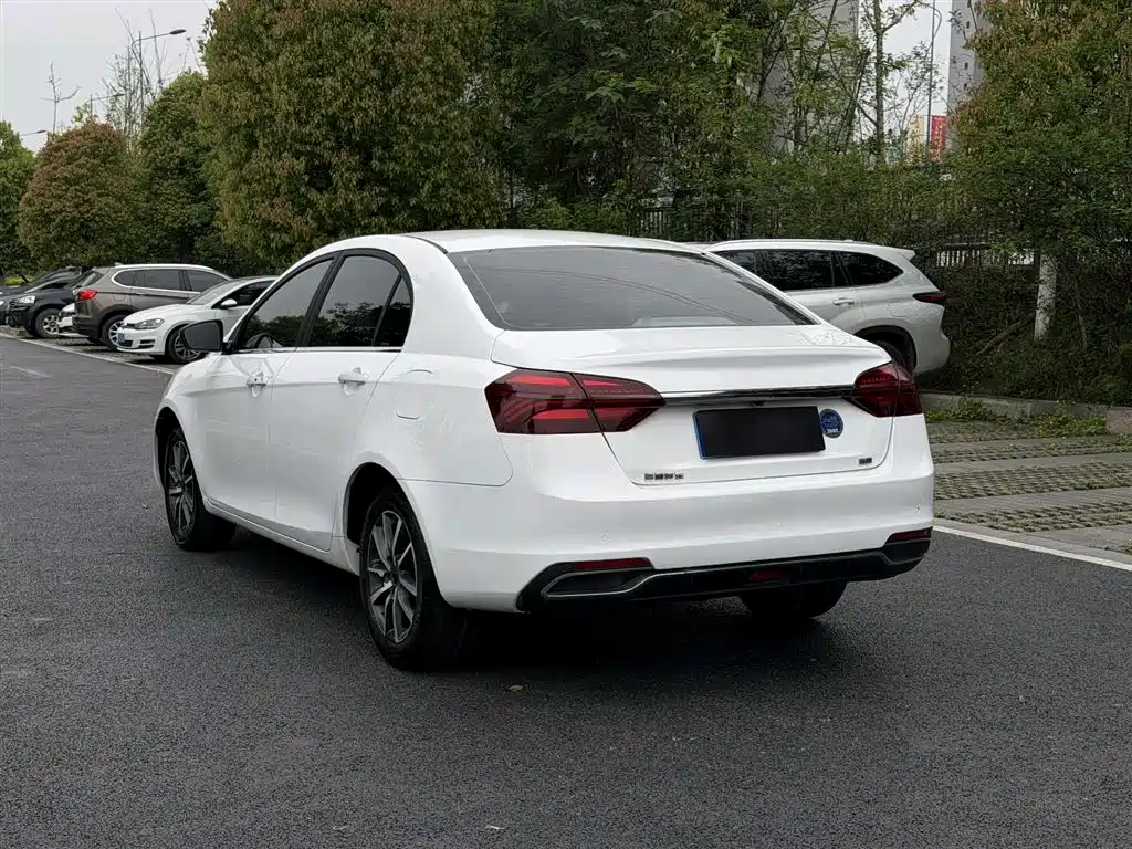 GEELY AUTOMOBILE EMGRAND