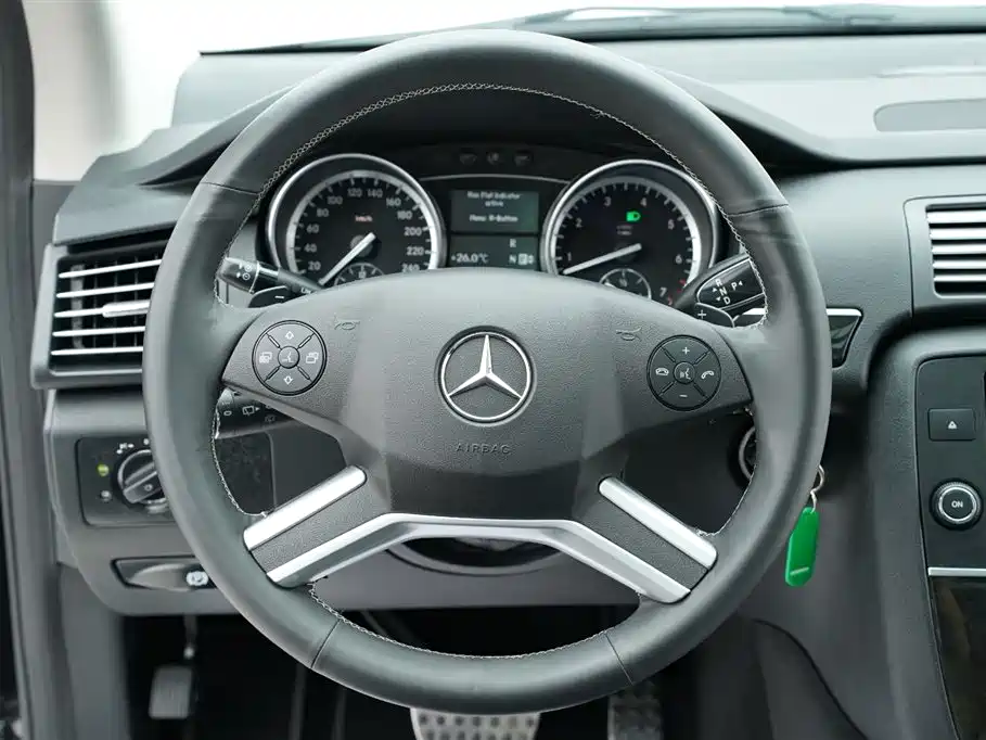 Mercedes-Benz R-Class 2014 R 320 4MATIC Luxury фото 17