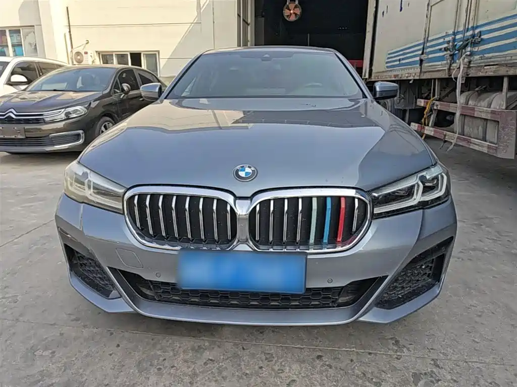 BMW 5 Series (Import) 2022 Facelift 525i M Sport Package фото 3