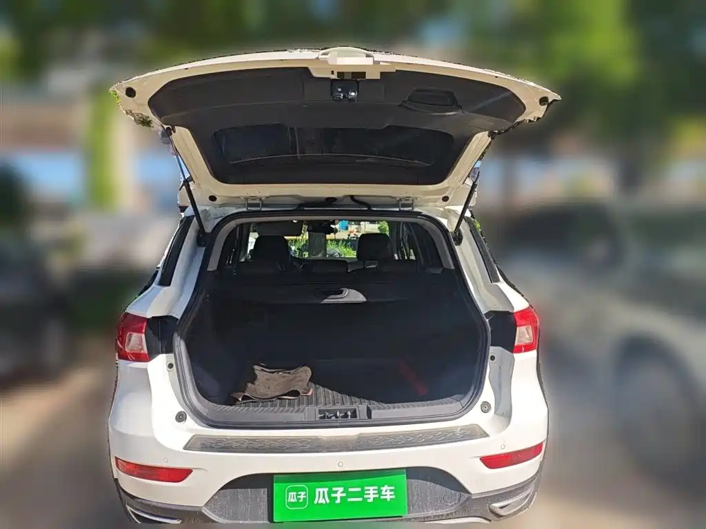 GAC Trumpchi Trumpchi GS4 2016 235T G-DCT Luxury Edition фото 10