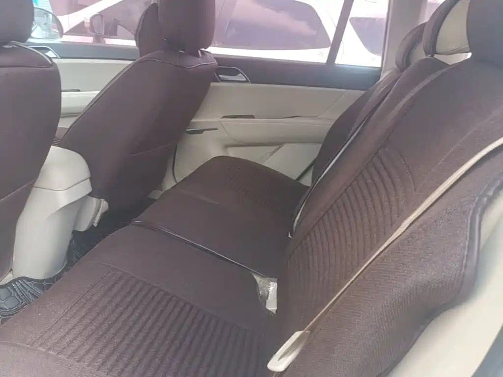 Zotye Damai X5 2017 2017 Value Edition 1.6L Manual Fashion