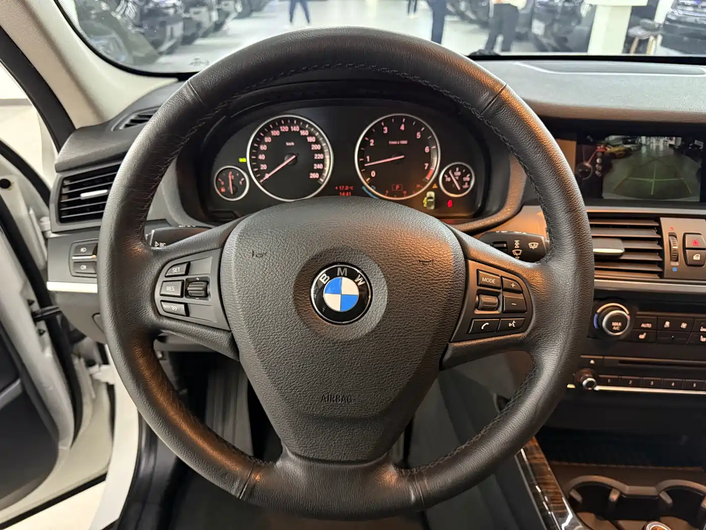 BMW X3 (Import) 2014 xDrive20i X Design Package фото 9