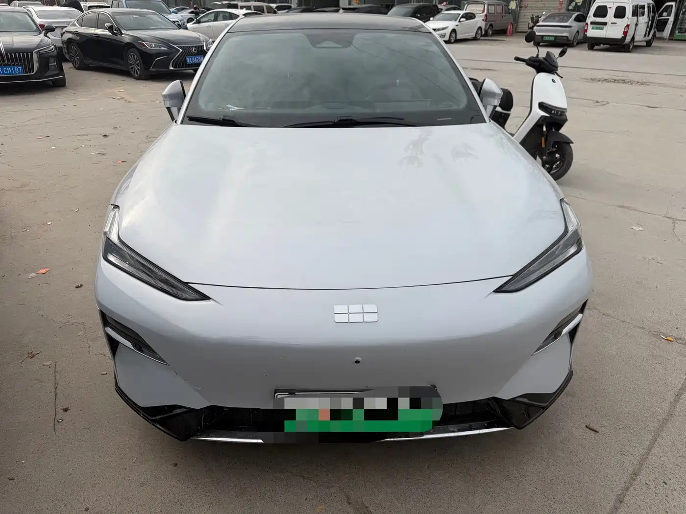 GEELY GALAXY GALAXY E8