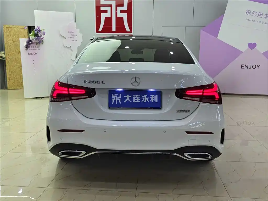 Mercedes-Benz A-Class 2022 Facelift III A 200 L Sport Sedan Fashion фото 5