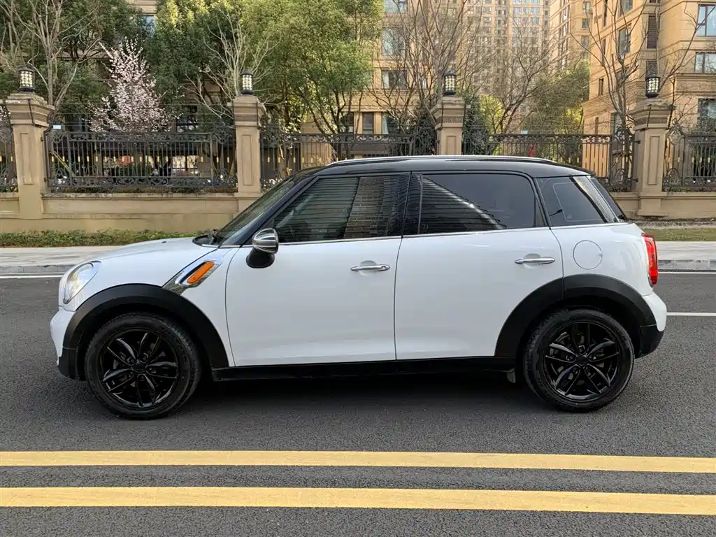 MINI COUNTRYMAN 2012 2011 1.6L COOPER Fun