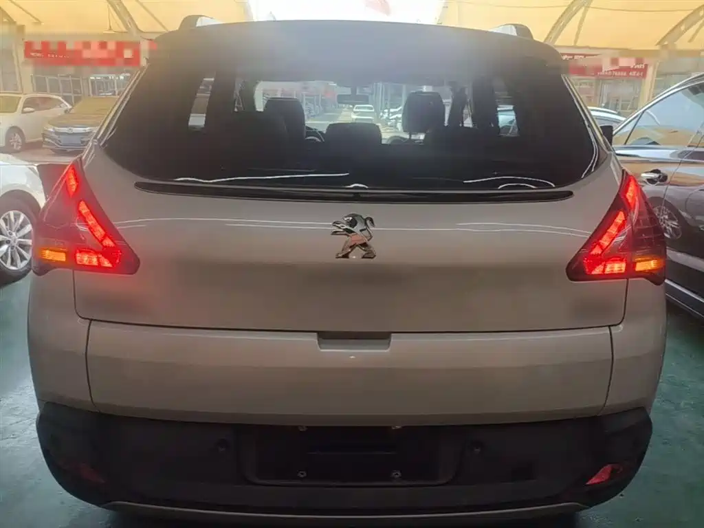 Peugeot 3008 2015 2.0L Manual Classic Edition фото 6