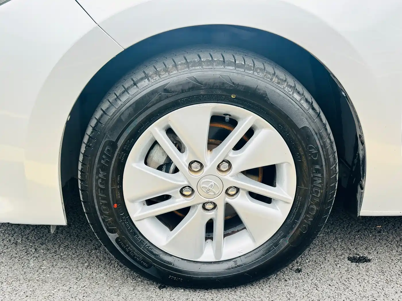Toyota Corolla 2014 1.6L CVT GL фото 6
