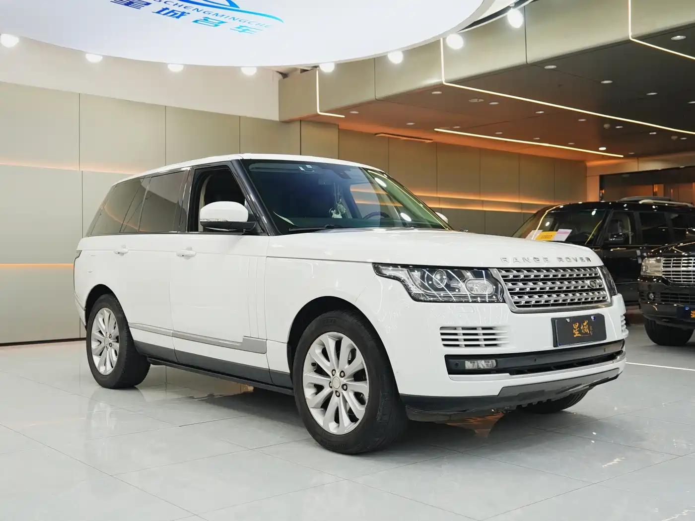 Land Rover Range Rover 2015 3.0 SC V6 Vogue фото 5