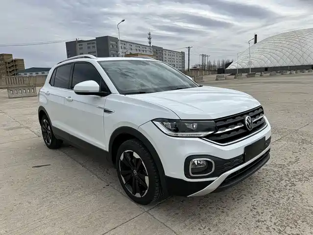 volkswagen exploring-the-shadow