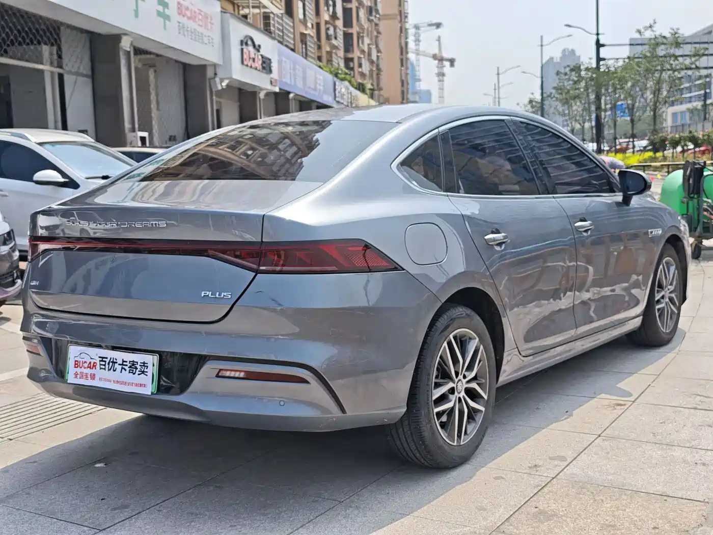 BYD Qin PLUS 2021 DM-i 55KM Flagship фото 4