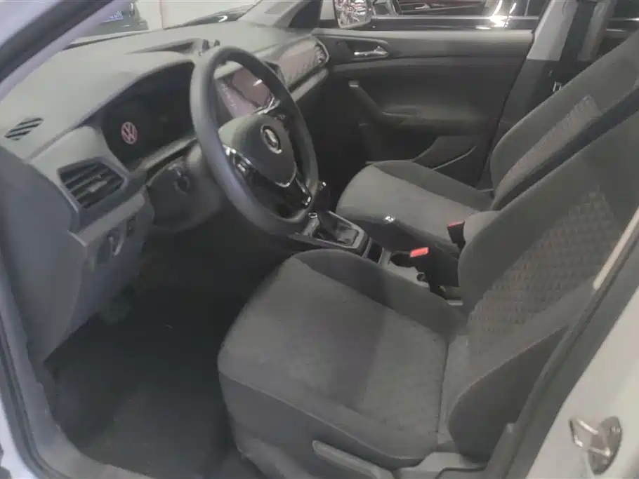VOLKSWAGEN TU KAI