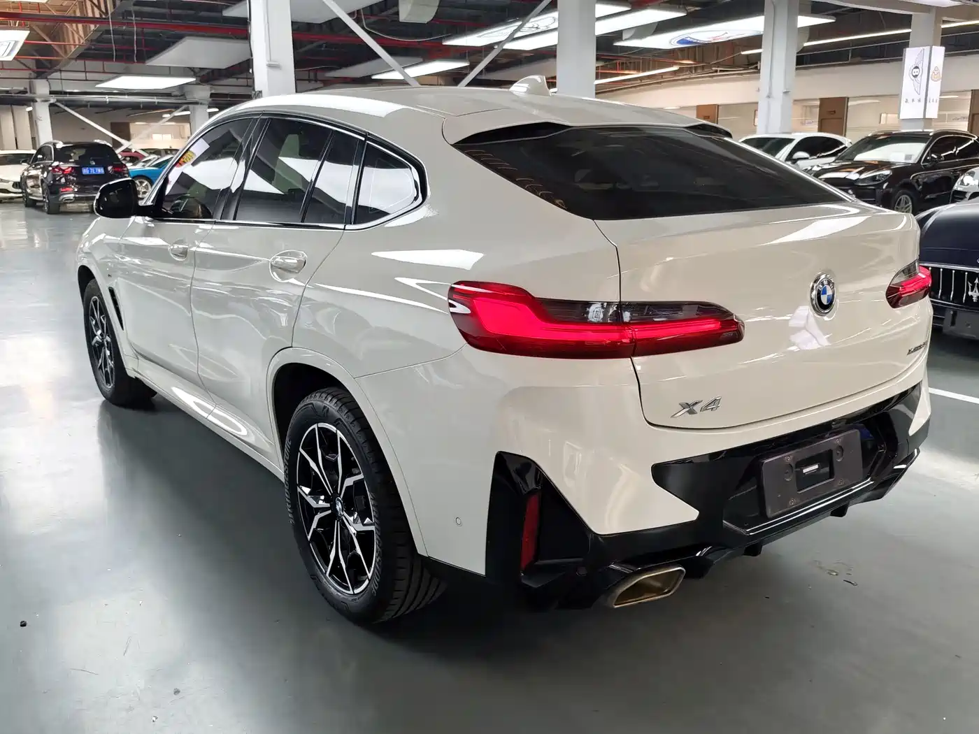 BMW X4 2022 xDrive 25i M Sport Package фото 11