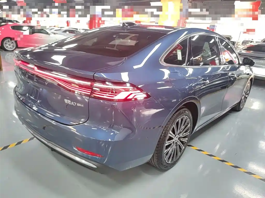 Geely Galaxy Galaxy A7 2025 EM-i фото 7