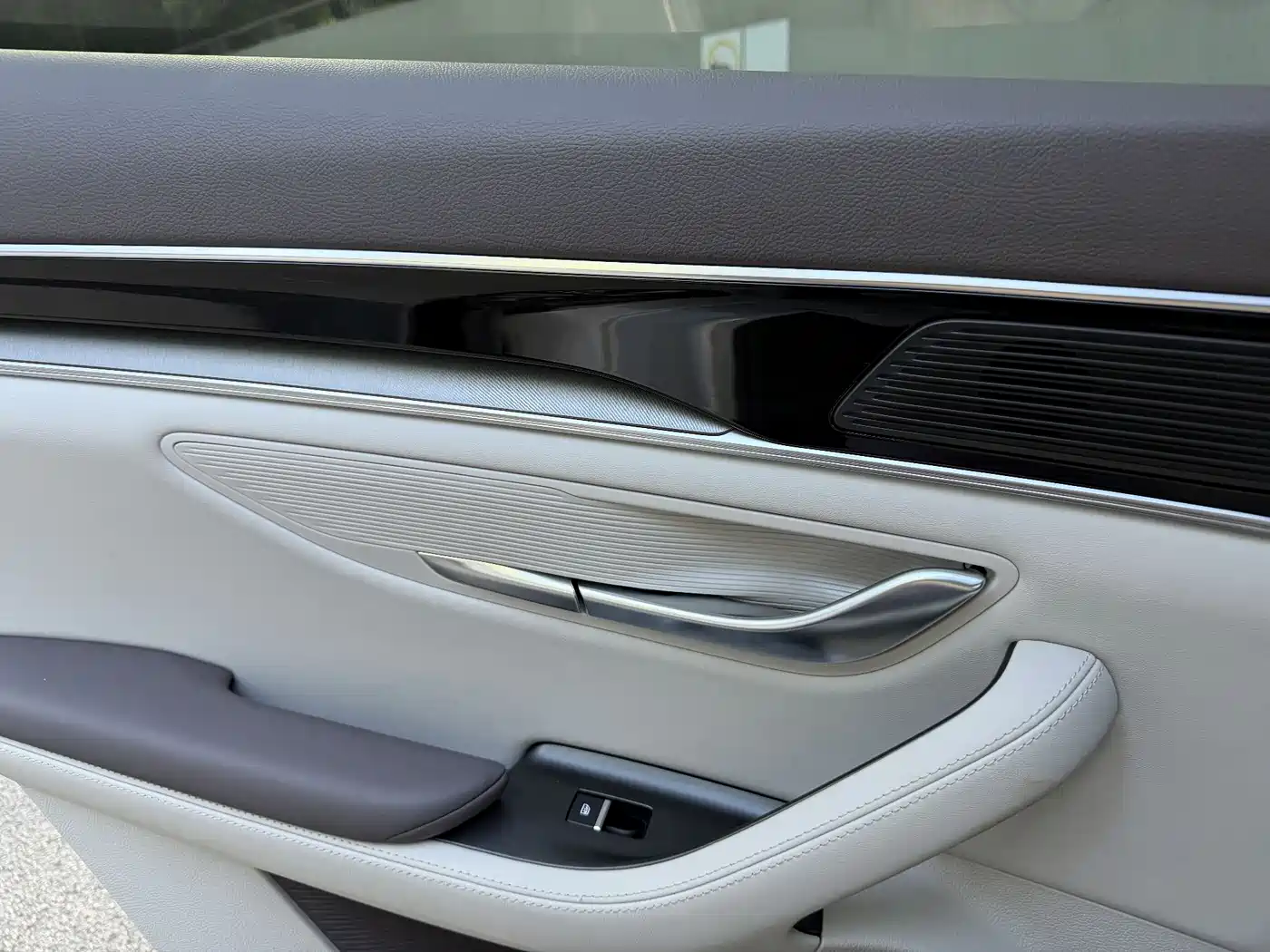 BYD Song PLUS PHEV 2025 EV Smart Driving Edition 520km Luxury фото 37
