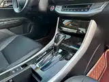 Фото 16 - Honda Accord