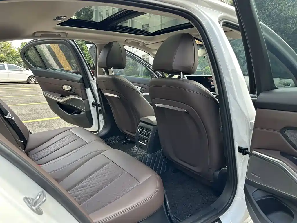 BMW i3 2022 2022 eDrive 35 L