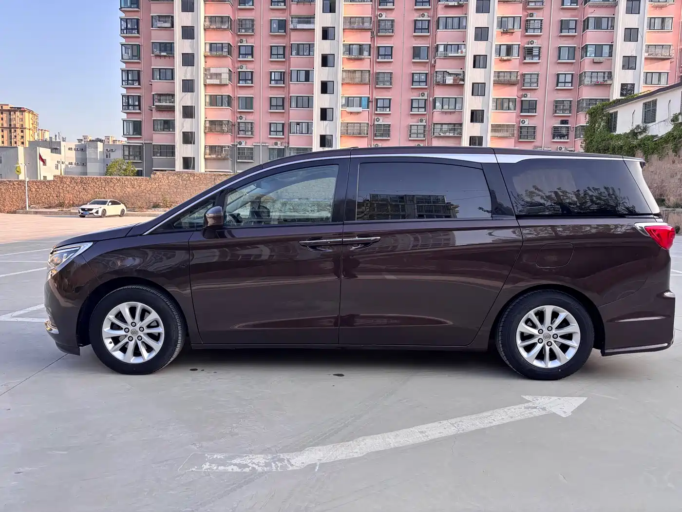 Buick GL8 2017 ES 28T Comfort Type China V фото 7