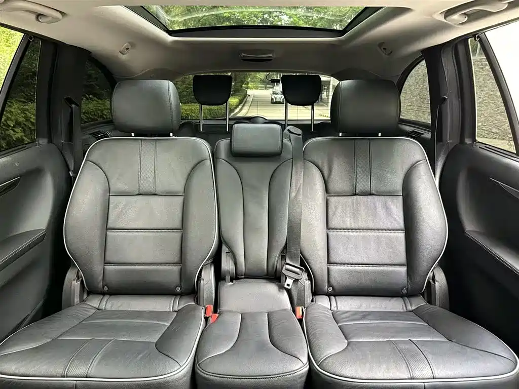Mercedes-Benz R-Class 2017 R 320 4MATIC Business Collector's Edition фото 18