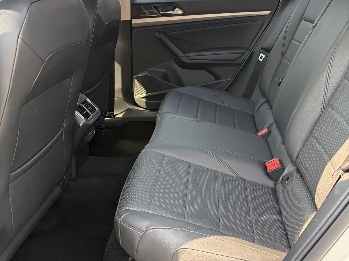 Volkswagen Lavida 2018 1.5L Automatic Comfort Version China V фото 7