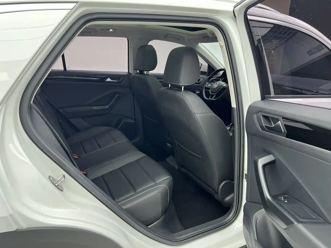 Volkswagen T-ROC 2022 280TSI DSG 2WD Comfort PLUS фото 22