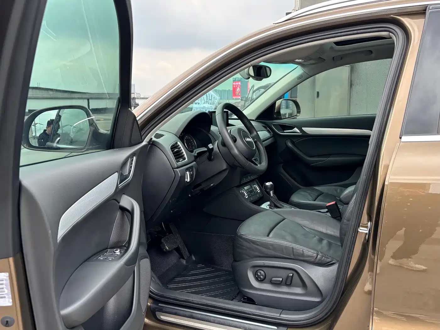 Audi Q3 2015 35 TFSI quattro Comfort фото 4