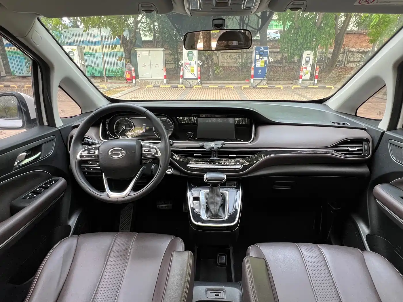 GAC Trumpchi Trumpchi M6 2019 270T Automatic Luxury (7-seater) China V фото 14