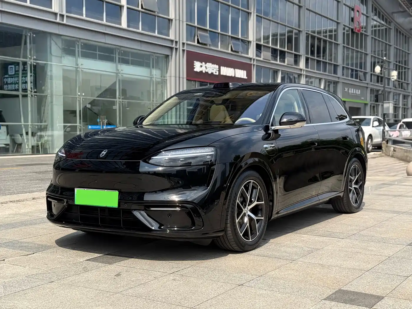 AITO Wenjie AITO M6
