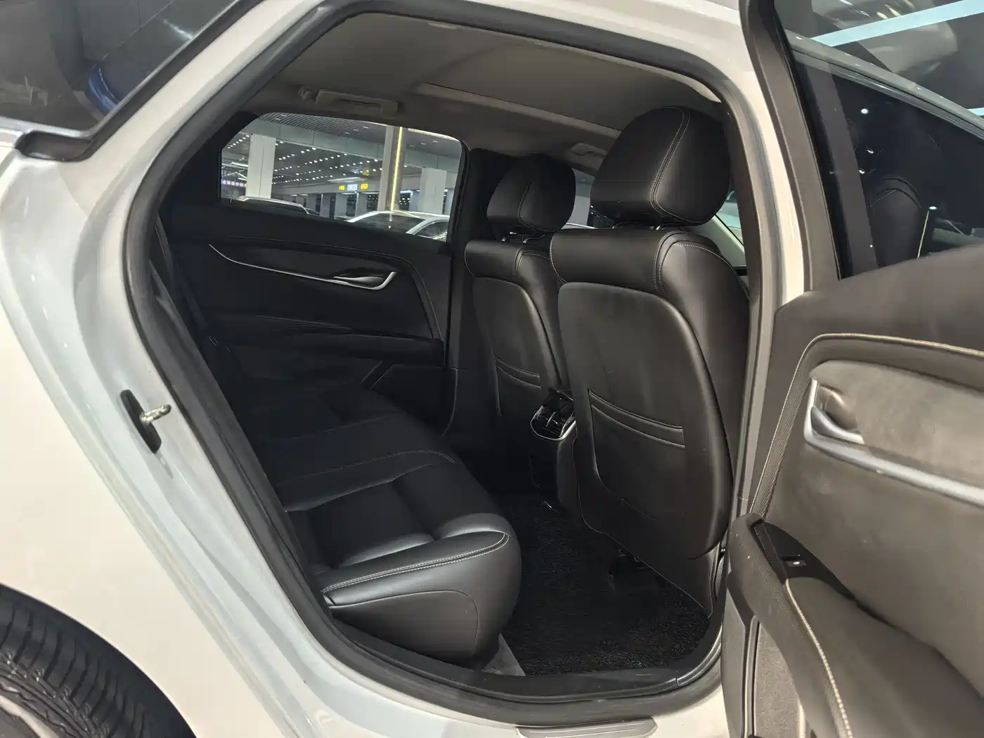 Cadillac XTS 2018 28T Technology фото 8