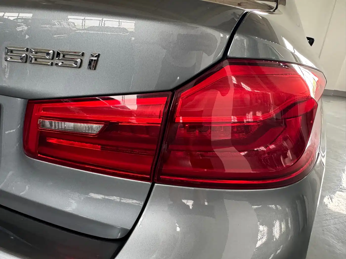 BMW 5 Series (Import) 2019 525i M Sport Package фото 15