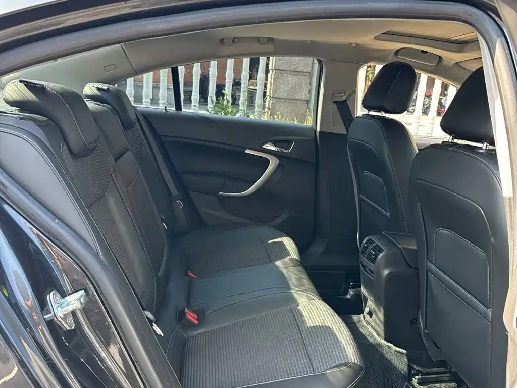 Buick Regal 2015 1.6T Leading Tech Edition фото 9