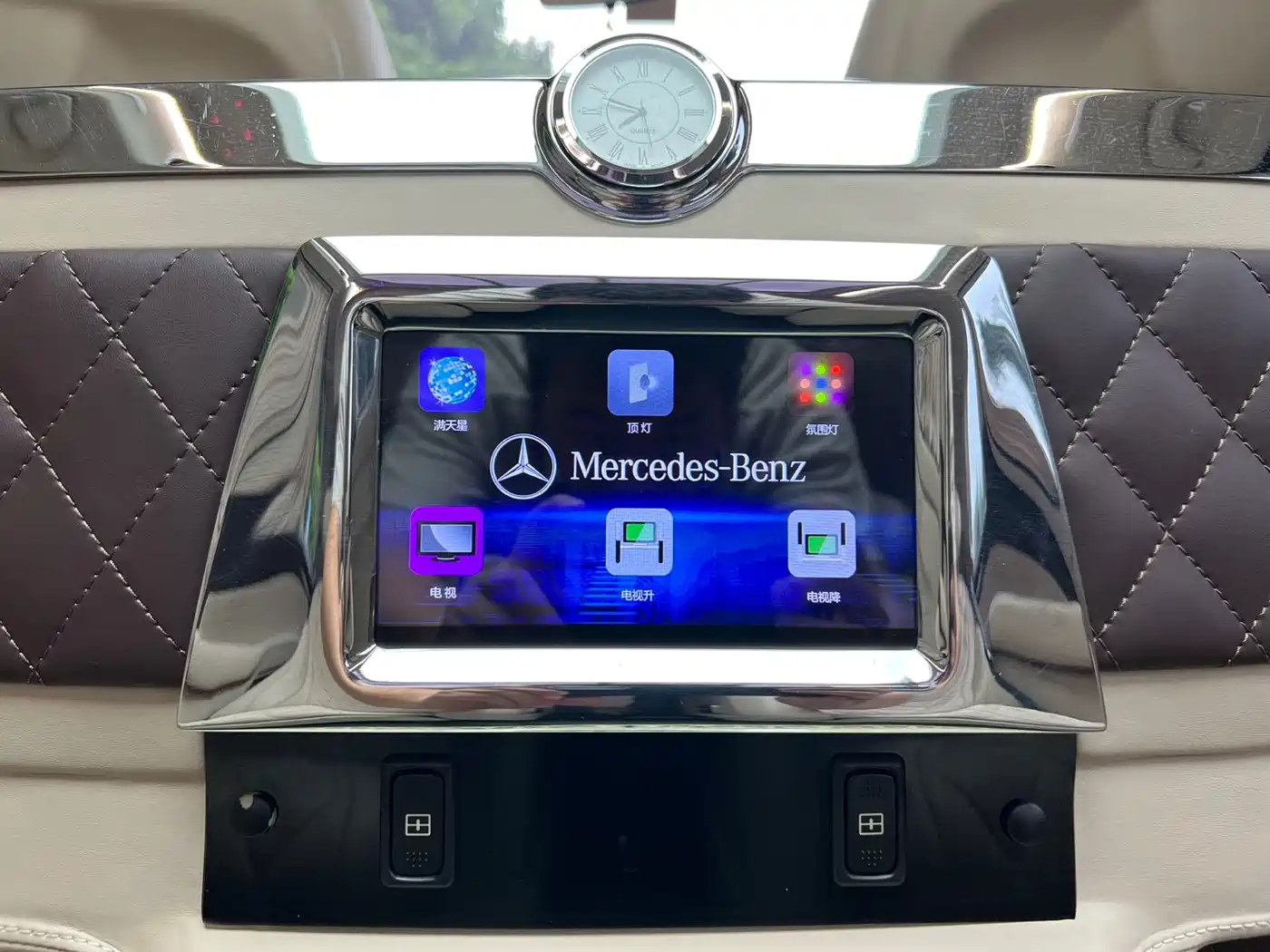 Mercedes-Benz Vito 2018 2.0T Business Edition China VI фото 16