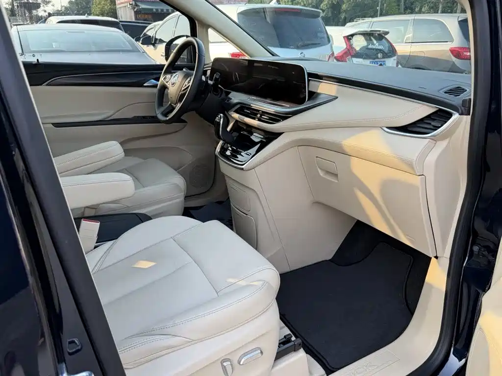Buick GL8 2023 ES Landmaster Exclusive фото 5