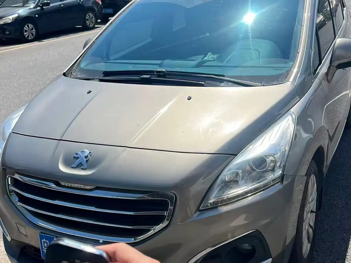 Photo 1 - Peugeot 3008