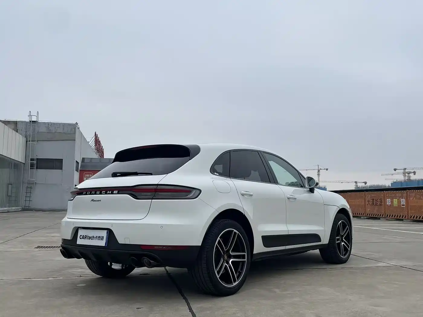 Porsche Macan 2018 Macan 2.0T фото 9