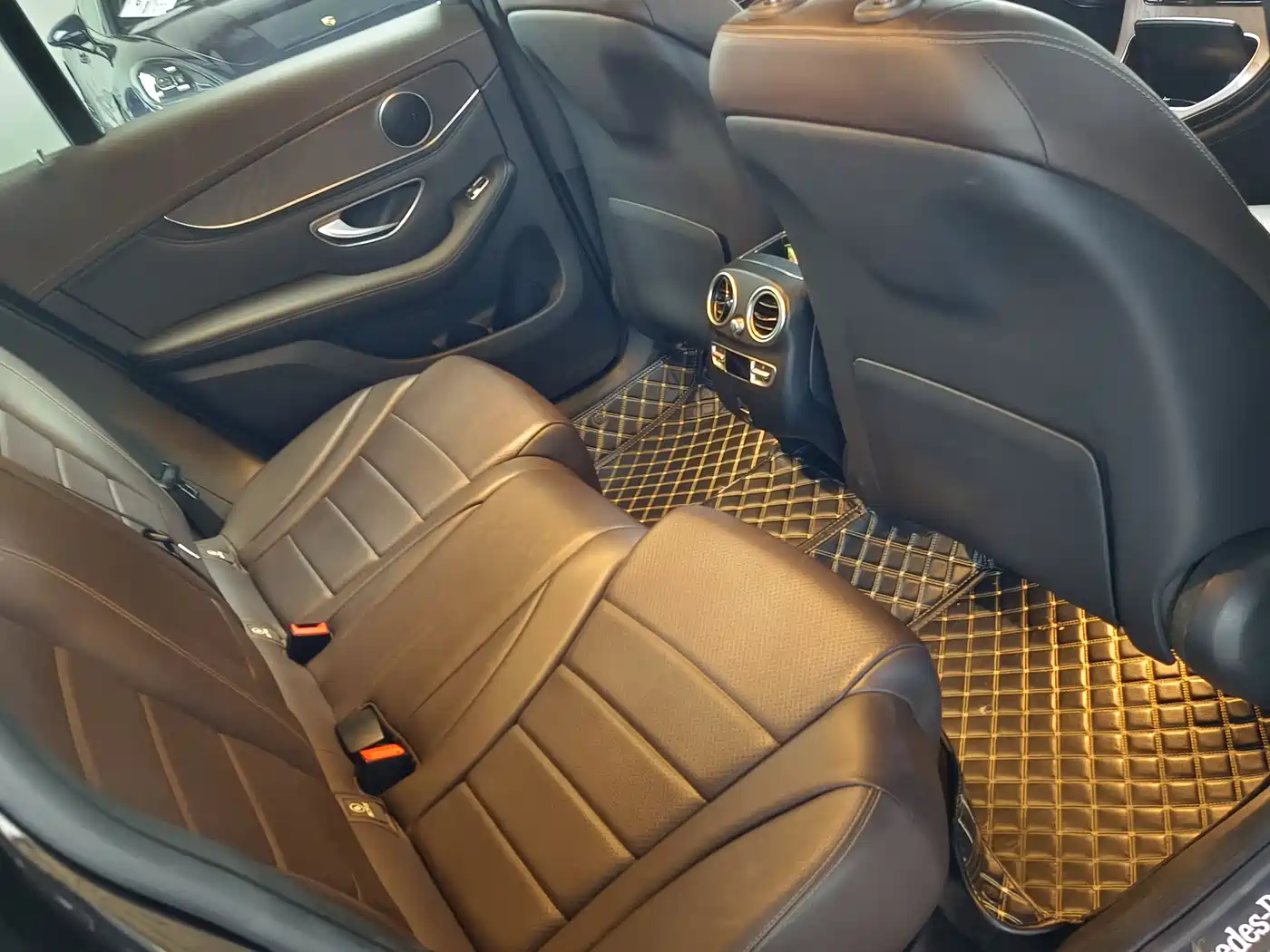 Mercedes-Benz GLC 2020 Facelift GLC 300 L 4MATIC Dynamic фото 5
