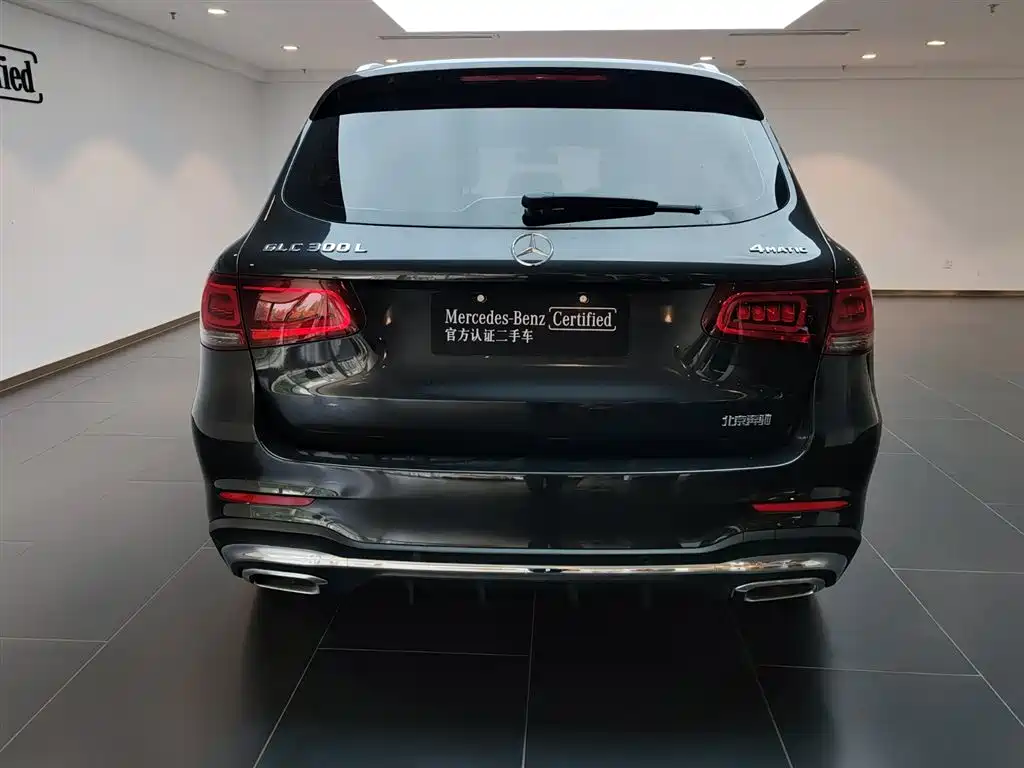 Mercedes-Benz GLC 2022 Facelift GLC 300 L 4MATIC Dynamic Collector's Edition фото 4