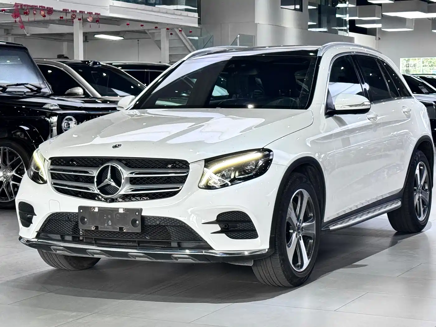 Mercedes-Benz GLC 2017 GLC 260 4MATIC Luxury